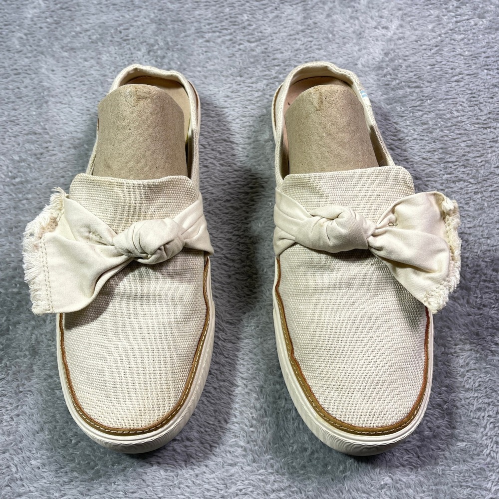 TOMS Women's Cream Canvas Platform Slip On Sneakers Bow Accent Casual Shoes 8